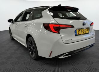 Toyota Corolla Touring Sports