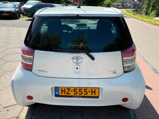 Toyota iQ