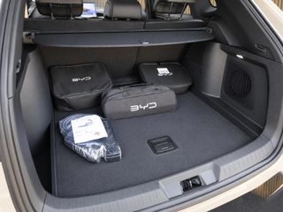BYD SEAL U