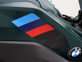 BMW M 1000 XR