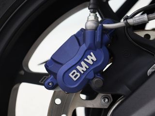 BMW M 1000 XR