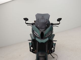 BMW M 1000 XR