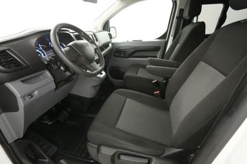 Peugeot e-Traveller