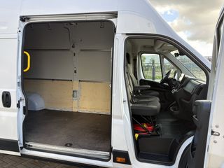 Opel Movano-e