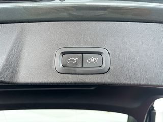 Volvo EX40