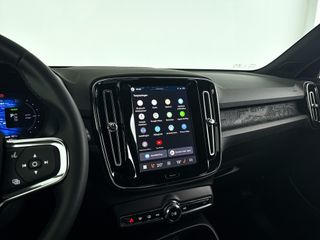 Volvo EX40