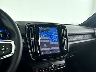 Volvo EX40