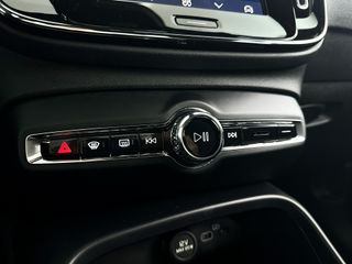 Volvo EX40