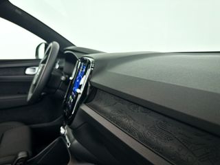 Volvo EX40