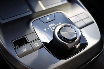 Toyota C-HR+