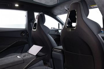 Lotus Eletre