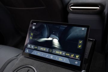 Lotus Eletre