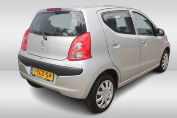 Nissan Pixo
