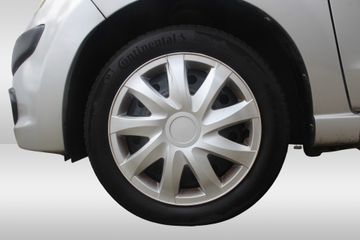 Nissan Pixo