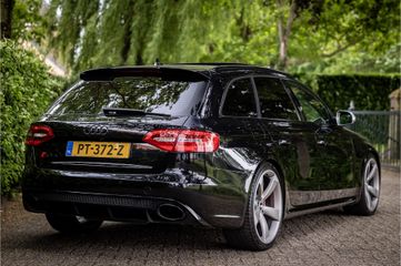 Audi RS4