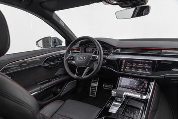 Audi S8