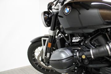 BMW R 12