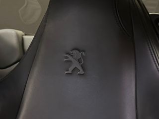 Peugeot RCZ