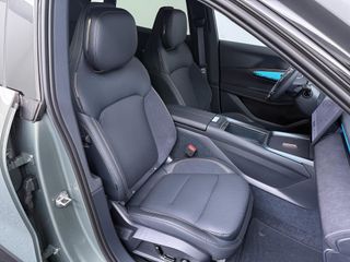 Lynk & Co 08