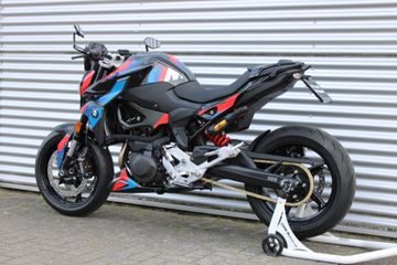 BMW F 900 R