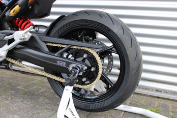 BMW F 900 R