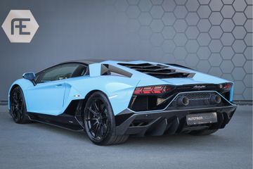 Lamborghini Aventador