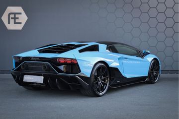 Lamborghini Aventador
