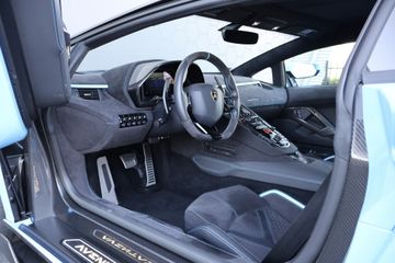 Lamborghini Aventador