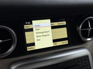 Mercedes-Benz 