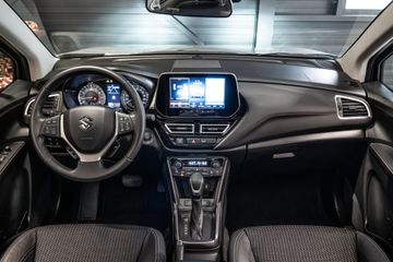 Suzuki S-Cross