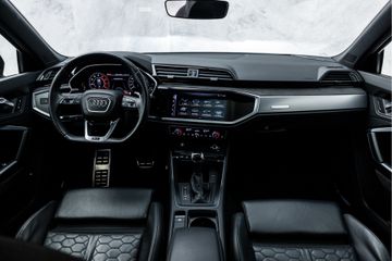 Audi RSQ3