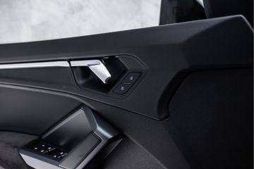 Audi RSQ3