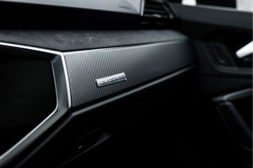 Audi RSQ3