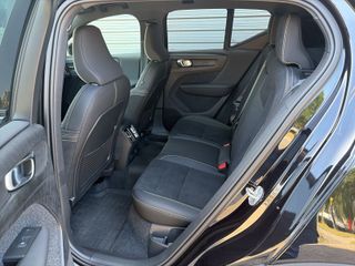 Volvo EX40