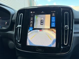 Volvo EX40