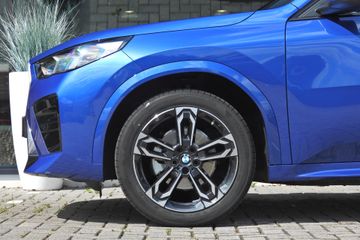 BMW iX2