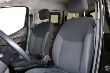 Nissan e-NV200