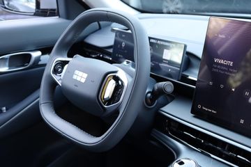 Geely E5