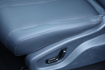 Geely E5
