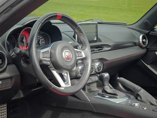 Abarth 124 Spider