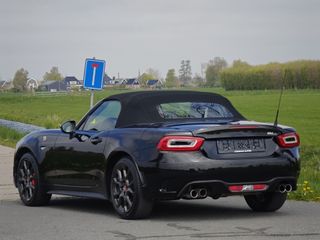 Abarth 124 Spider