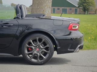 Abarth 124 Spider