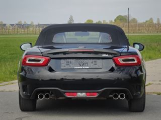 Abarth 124 Spider