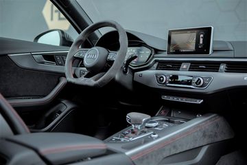 Audi RS4
