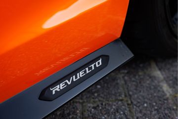 Lamborghini Revuelto