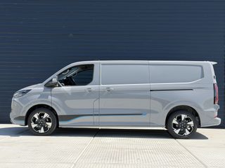 Ford E-Transit Custom