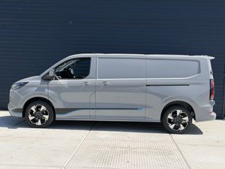 Ford E-Transit Custom