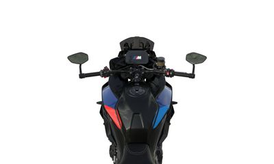 BMW M 1000 XR