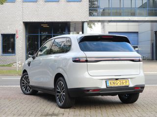 Leapmotor B10