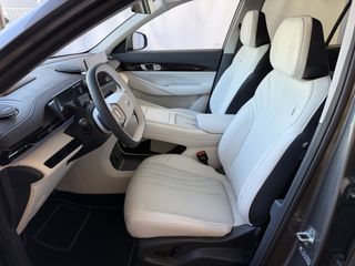 Geely E5